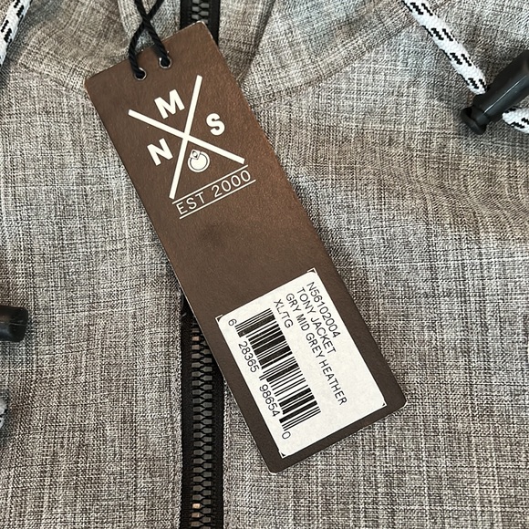 Nomis show jacket. Size XL. NWT - Picture 3 of 8